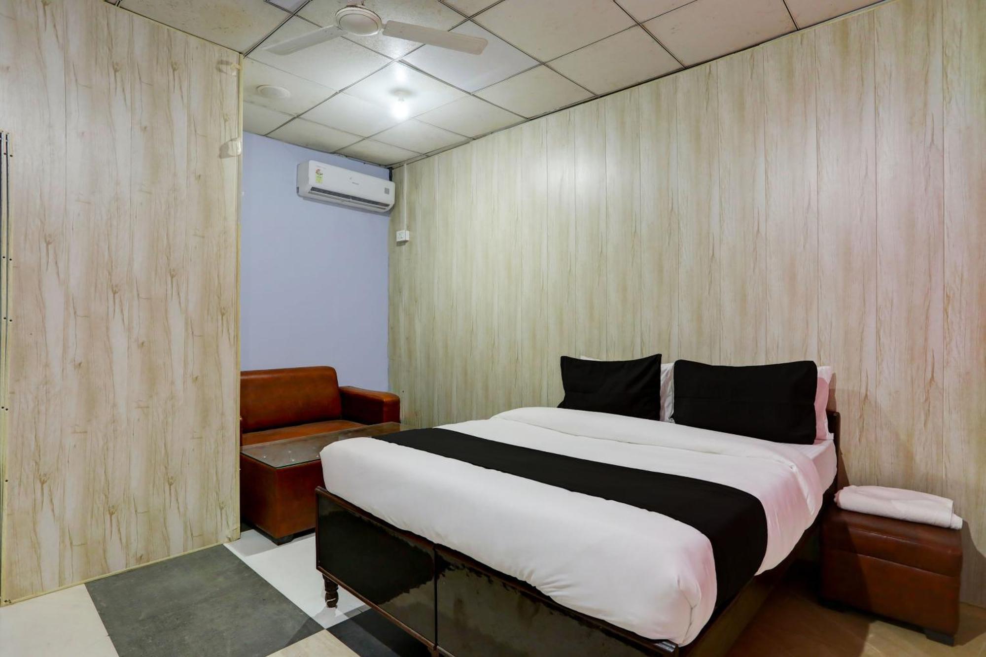 Collection O Harsh Hotel & Restaurant Bhiwadi Exteriér fotografie