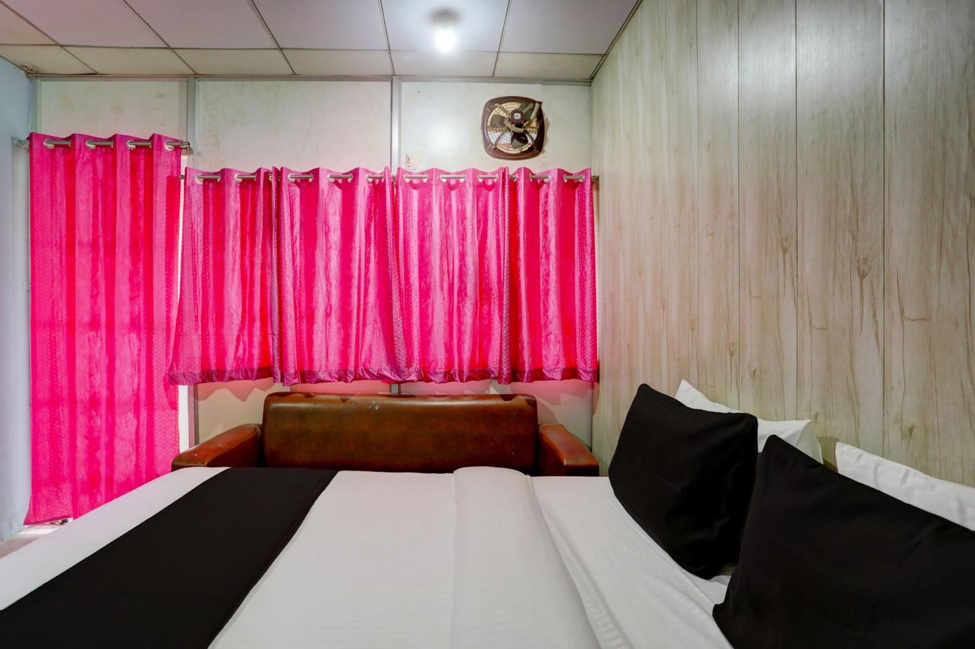 Collection O Harsh Hotel & Restaurant Bhiwadi Exteriér fotografie