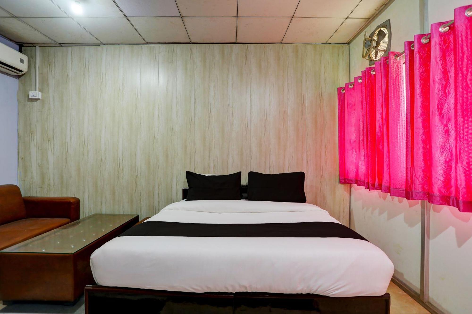 Collection O Harsh Hotel & Restaurant Bhiwadi Exteriér fotografie